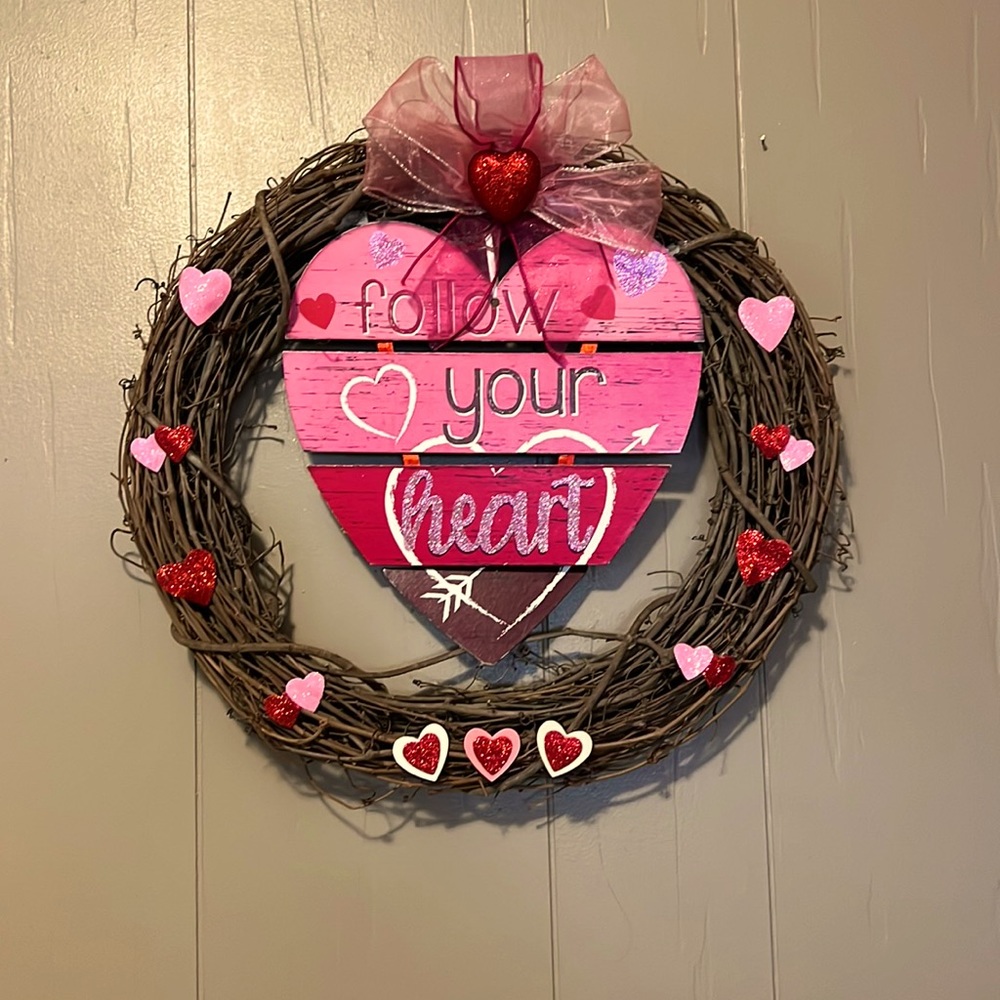 Valentines Day 18 inch wreath for indoor or outdoor decor.